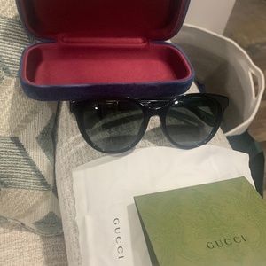 Gucci 2021 oversized circular sunglasses